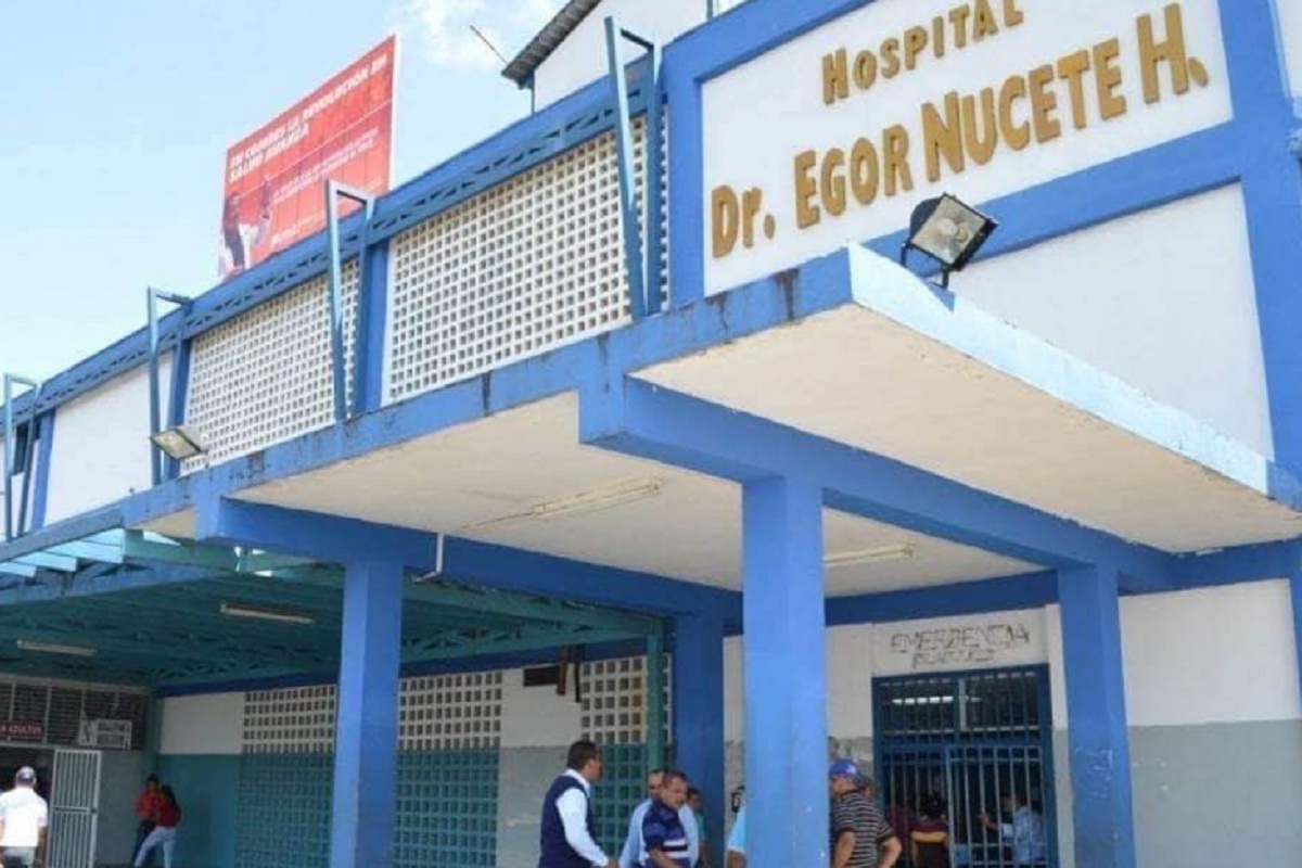 Enfermeros del Hospital Dr. Egor Nucete en San Carlos se declaran en huelga de brazos caídos