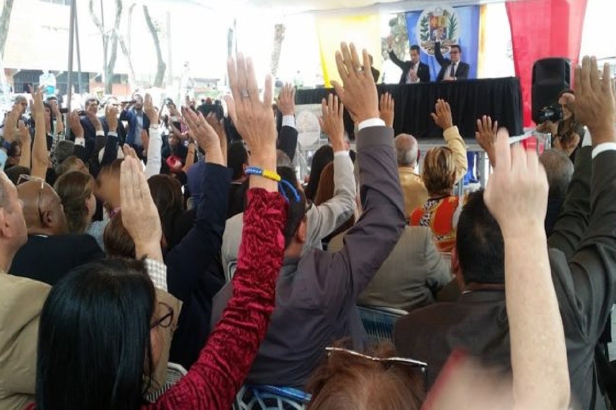 Continuidad del Interinato se discutirá en la Asamblea Nacional/2015 el 27D