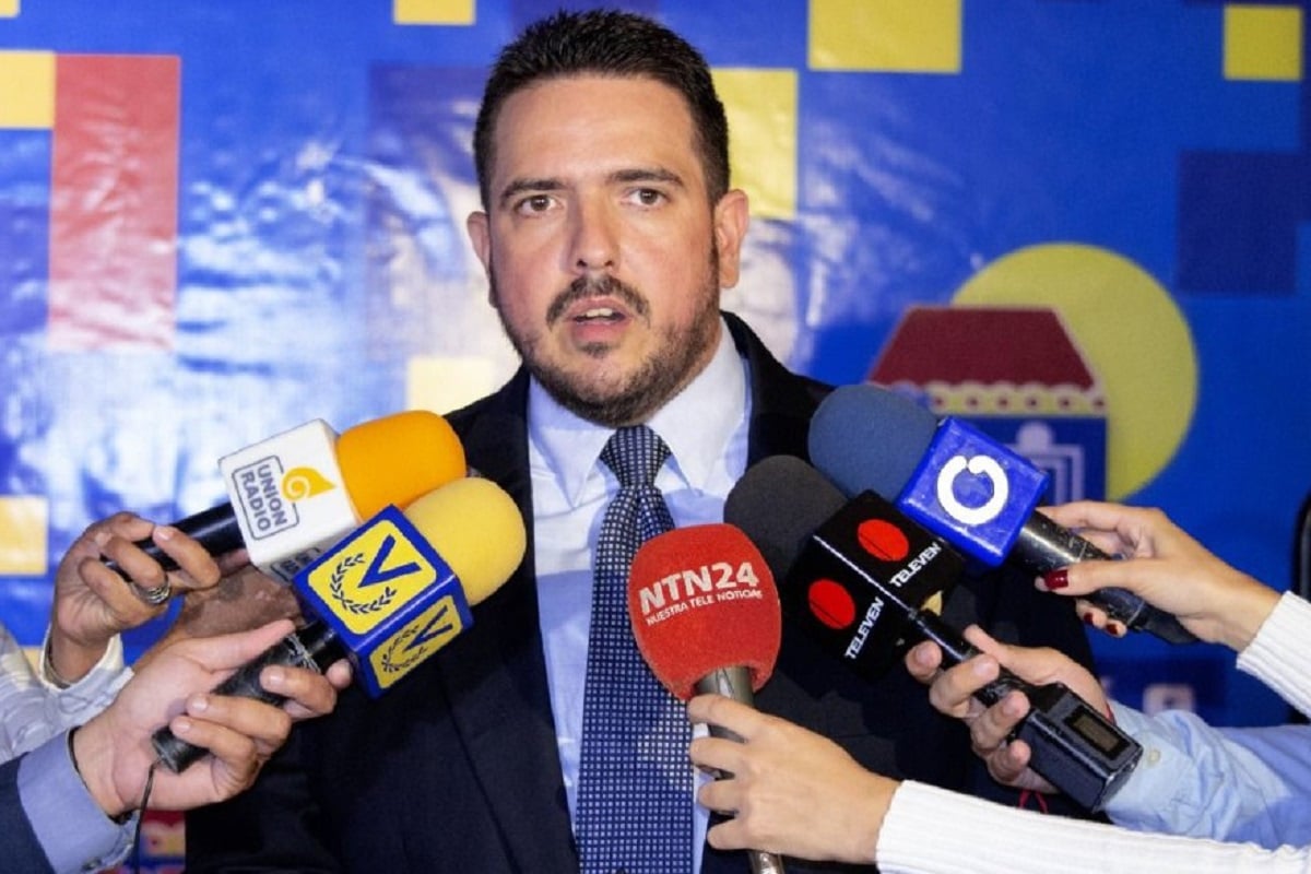 Stalin González: Es momento de atender la crisis, luego serán las primarias