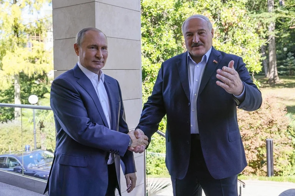 Lukashenko: He dicho mil veces que no voy a enviar soldados a Ucrania