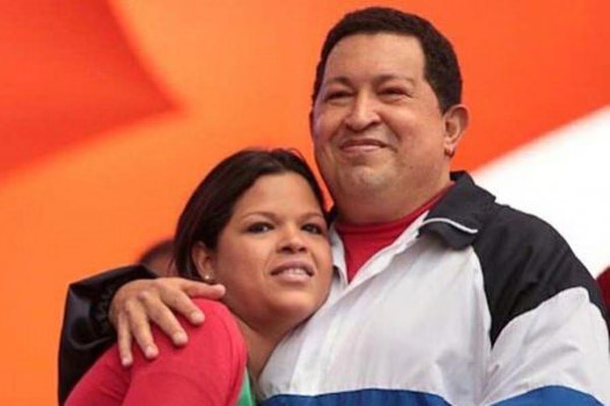 Hija de Chávez ante detenciones por corrupción: Mientras haya justicia mi padre estará más vivo que nunca