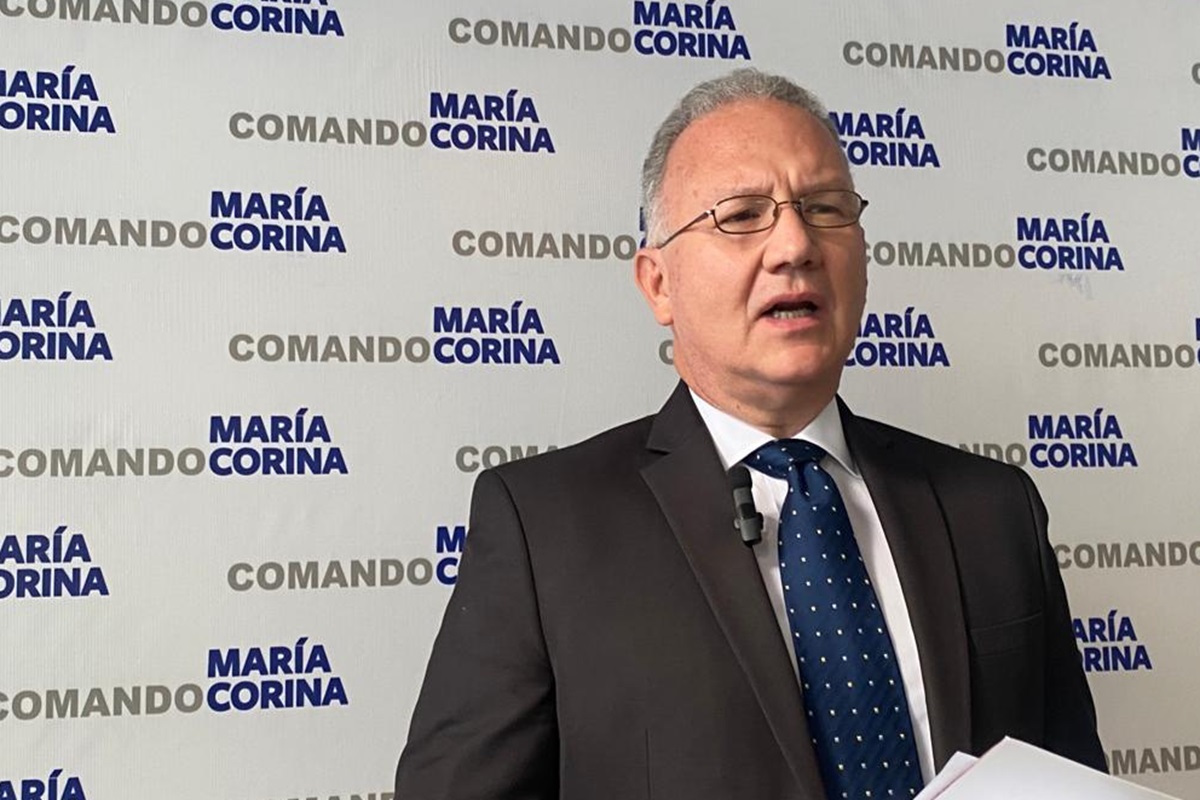 Niegan a Perkins Rocha acceso a la defensa privada, denunció su esposa