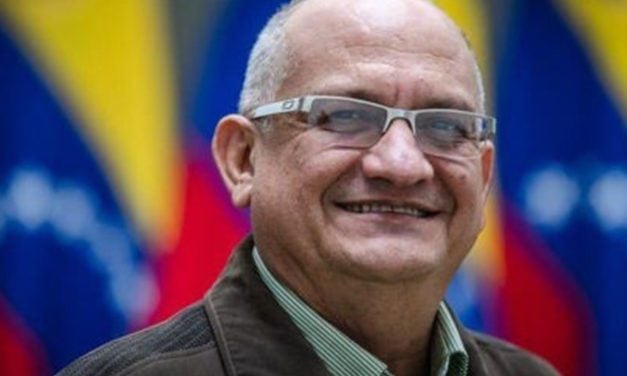 Hija de Eduardo Labrador suplica por liberación de su padre: «Lleva 17 días con fiebre alta» 