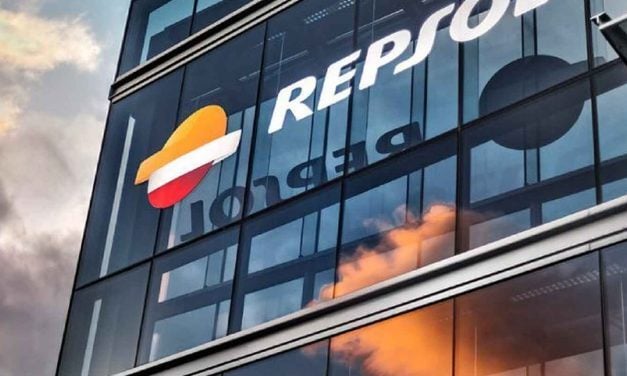Repsol planea aumentar producción de queroseno y recibirá un cargamento de crudo de Venezuela