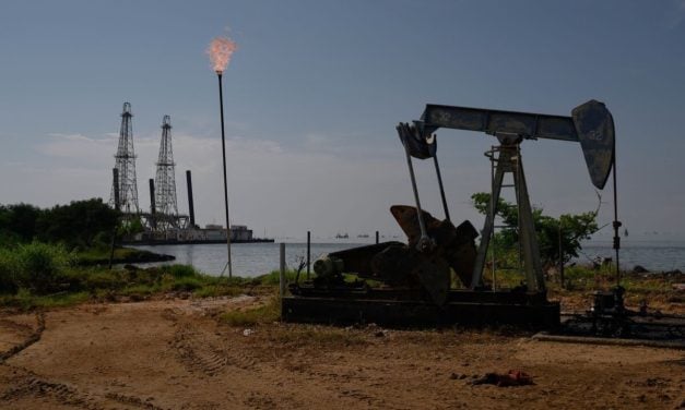 Reuters: Compañías petroleras deberán pagar impuestos y tasas locales al gobierno venezolano