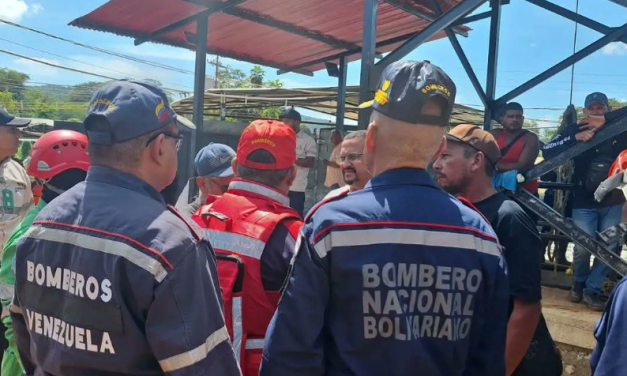Recuperan dos de los catorce cuerpos tras explosión de mina en El Callao