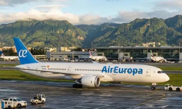 Air Europa canceló vuelos del 2 de diciembre pese a ultimátum del INAC