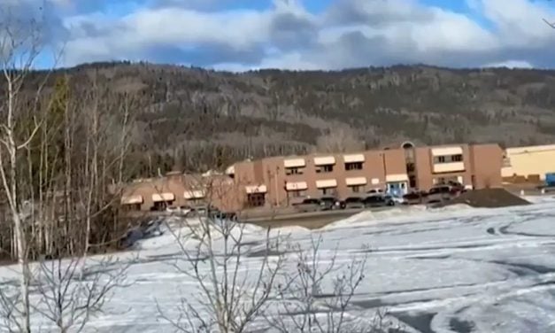 Al menos diez muertos en tiroteo en una escuela de Canadá