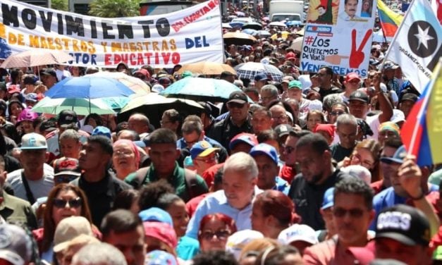 Cabello y Maduro Guerra: «Venezolanos exigen fin de las sanciones»