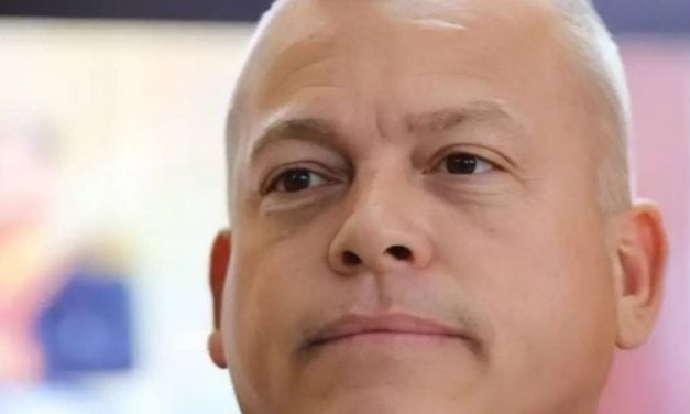 Aníbal Coronado asume la presidencia de la Corporación «Juntos Todo es Posible»