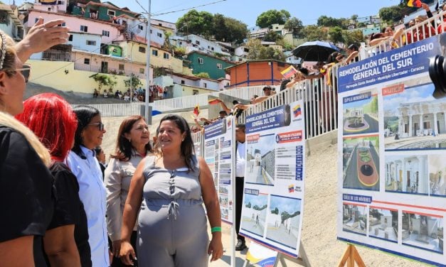 Delcy Rodríguez entregó obras de recuperación en el Cementerio General del Sur