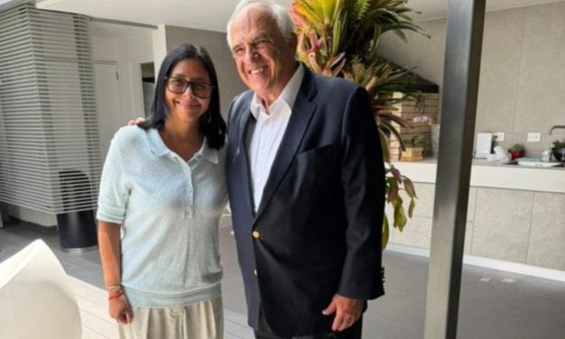 Ernesto Samper respaldó la gestión de Delcy Rodríguez tras una reunión en Caracas