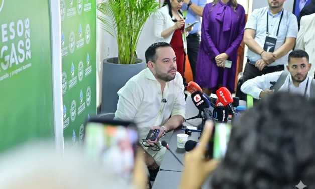 Ministro colombiano dijo que Venezuela «ya no quiere» vender Monómeros