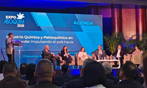 Sector petroquímico requiere inversión de $10.000 millones, estima Richard Obuchi