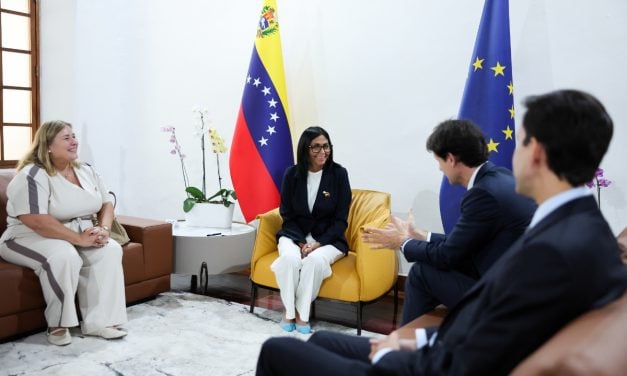 Delcy Rodríguez se reunió con delegación de la UE para afianzar cooperación bilateral