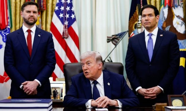 Trump calificó de «fantástica» la relación con Venezuela para la importación de petróleo