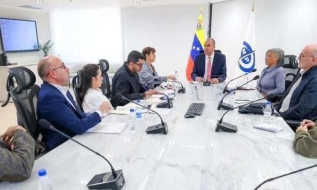 Larry Devoe debatió la agenda de DD. HH. con voceros de distintas ONG