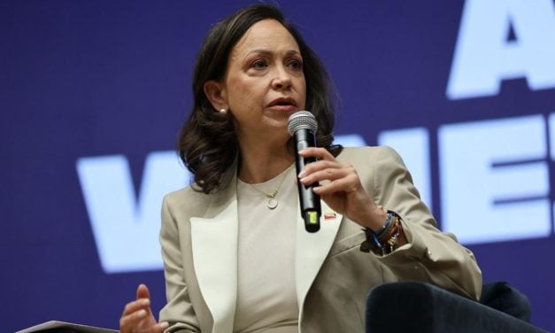 «Hay que liberar a la FANB, no desmontarla», cree María Corina Machado