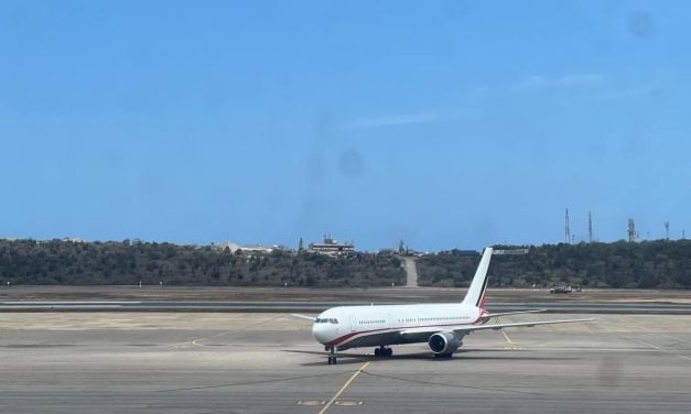 Un vuelo proveniente de EE. UU. aterrizó en Maiquetía con 208 venezolanos deportados