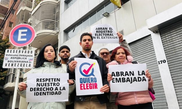 Activistas exigieron la reapertura de la embajada de Venezuela en Argentina