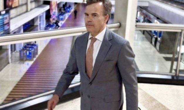 John Barrett destacó regreso de vuelos de United entre Houston y Caracas