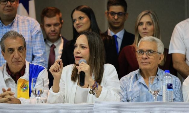 «Yo seré candidata, pero habrán otros», afirmó MCM